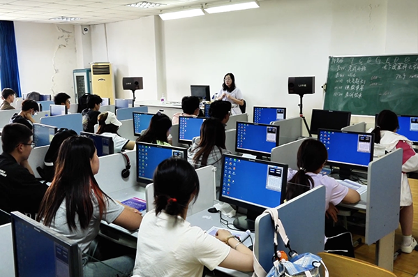 场景改造一批涵盖科创实践教育数字配套的设备项目相继落地 场景改造一批涵盖科创实践教育数字配套的设备项目相继落地
